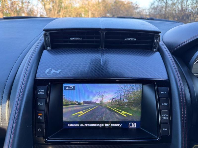 Jaguar FType - Image 13