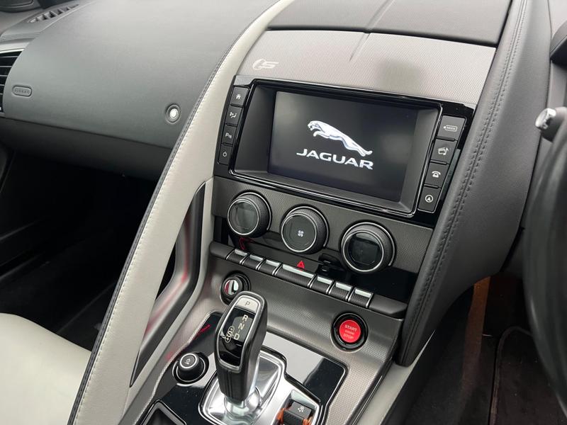 Jaguar FType - Image 10