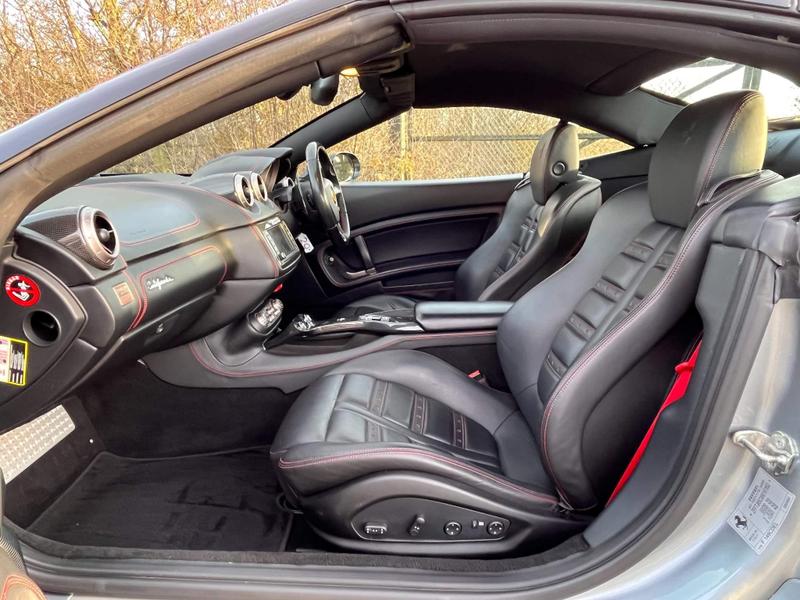 Ferrari CALIFORNIA - Image 3