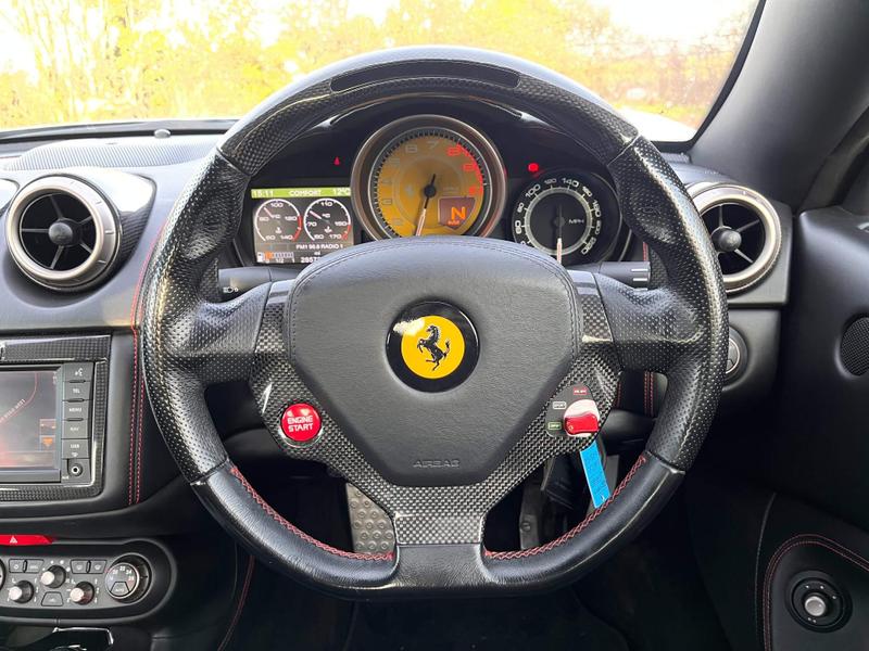 Ferrari CALIFORNIA - Image 6