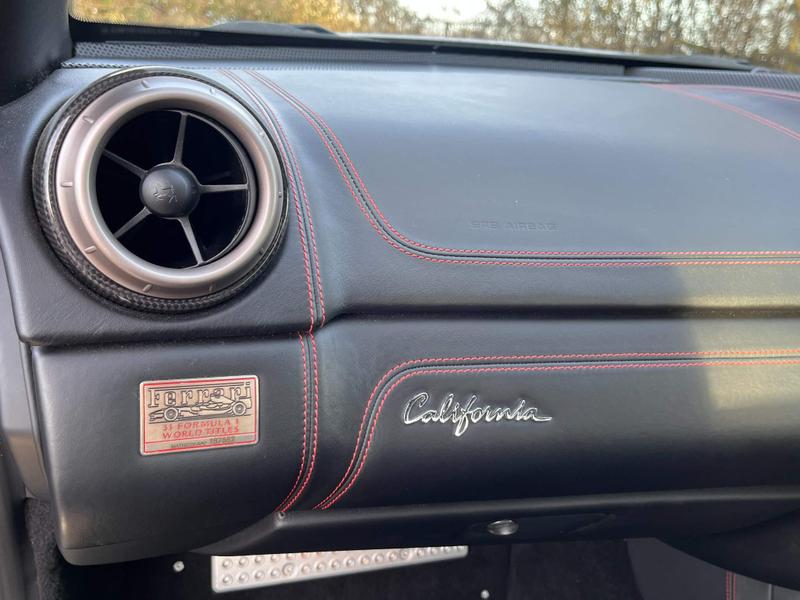 Ferrari CALIFORNIA - Image 10
