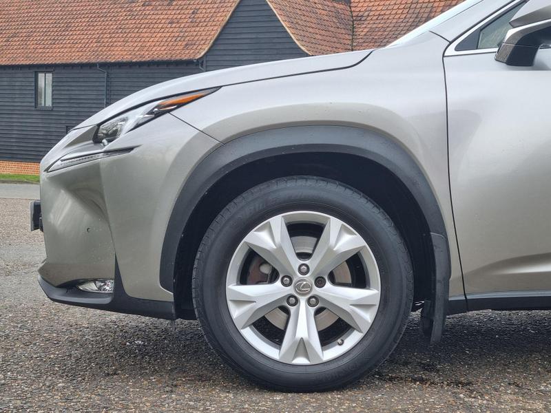 Lexus NX - Image 4