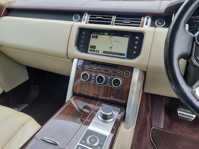 Land Rover Range Rover - Image 7