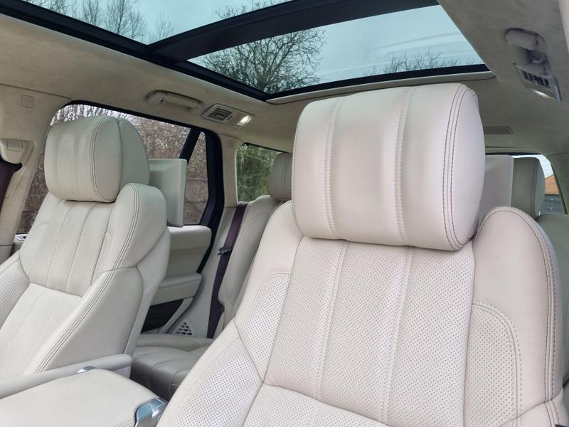 Land Rover Range Rover - Image 14