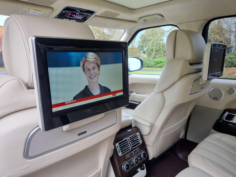 Land Rover Range Rover - Image 17