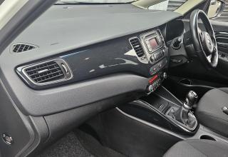Kia Carens - Image 17