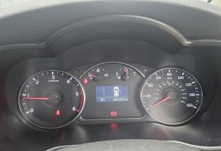 Kia Carens - Image 36