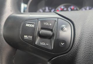 Kia Carens - Image 40