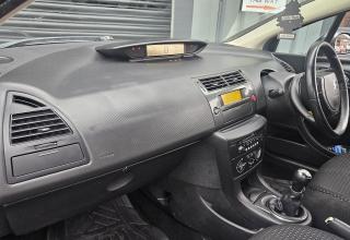 Citroen C4 - Image 22