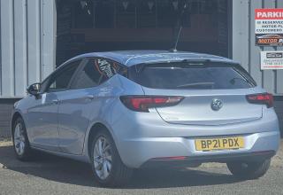 Vauxhall Astra - Image 2