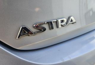 Vauxhall Astra - Image 18