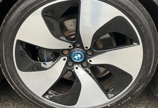 BMW i8 - Image 23