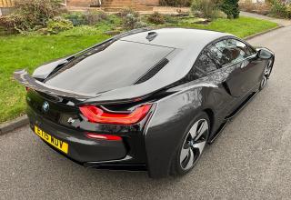 BMW i8 - Image 33