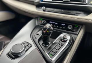 BMW i8 - Image 41
