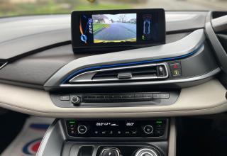 BMW i8 - Image 42