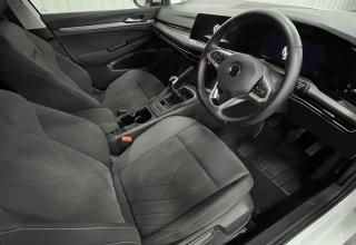 Volkswagen Golf - Image 11