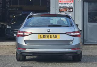 Skoda Superb - Image 4