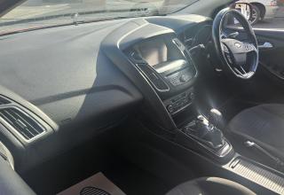 Ford Focus - Image 9