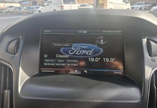 Ford Focus - Image 27