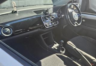 Volkswagen up! - Image 9