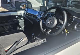 Volkswagen up! - Image 12
