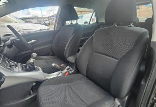 Toyota Auris - Image 21