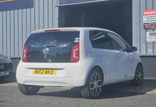 Volkswagen up! - Image 7