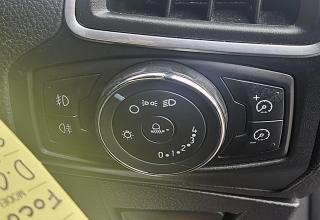 Ford Focus - Image 16