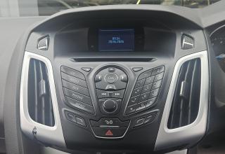 Ford Focus - Image 24