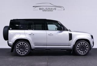 Land Rover Defender 110