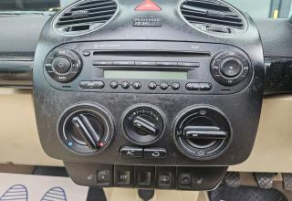 Volkswagen Beetle - Image 20