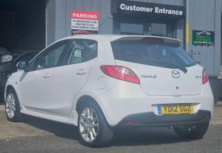 Mazda MAZDA2 - Image 2
