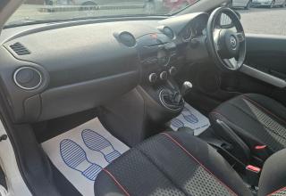 Mazda MAZDA2 - Image 19