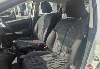 Mazda MAZDA2 - Image 21
