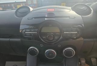 Mazda MAZDA2 - Image 31