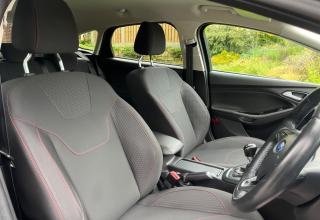 Ford Focus - Image 28