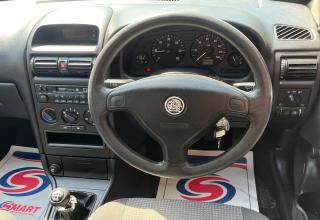 Vauxhall Astra Van - Image 4