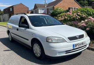 Vauxhall Astra Van - Image 9