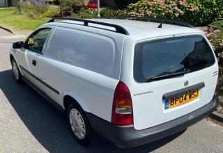 Vauxhall Astra Van - Image 17