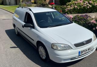 Vauxhall Astra Van - Image 18