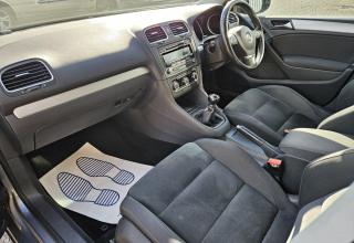 Volkswagen Golf - Image 31