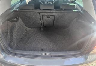 Volkswagen Golf - Image 34