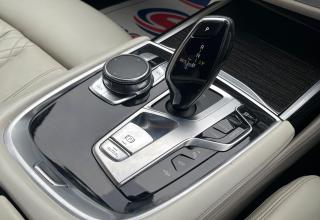 BMW 7 Series - Image 42