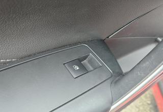 Vauxhall Insignia - Image 21