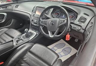 Vauxhall Insignia - Image 30