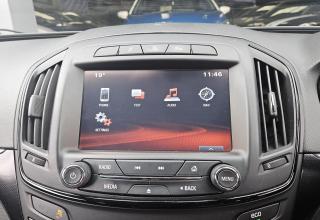 Vauxhall Insignia - Image 42