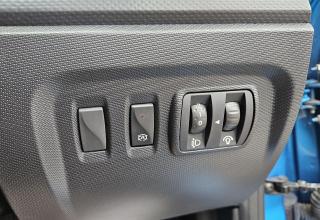 Renault Captur - Image 25