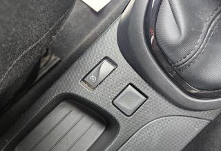 Renault Captur - Image 38