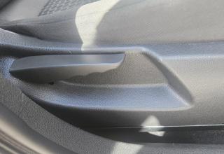 Vauxhall Corsa - Image 26