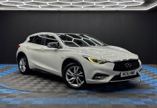 Infiniti Q30